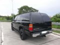 2003 Chevrolet Suburban AT Black For Sale -1