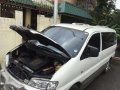 Hyundai Starex 2000 AT White Van For Sale -1