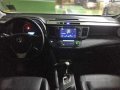 Well-maintained Toyota RAV4 2013 for sale-5