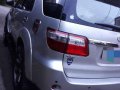 Toyota Fortuner G 2005 AT Silver For Sale -8