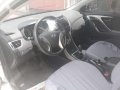 Hyundai Elantra 2011 model Manual-6