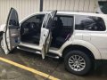 2009 Mitsubishi Montero AT White For Sale -3