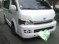 Toyota Super Grandia 2010 AT White For Sale -4