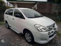 2012 toyota innova j white for sale -0