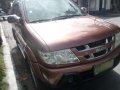 isuzu crosswind xuvi 2006 model manual for sale -0
