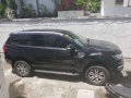 Ford Everest - Trend 4X2 Black For Sale -1