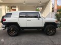 Toyota Fj Cruiser 2016 White For Sale -4