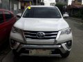2017 Toyota Fortuner G 2.4L MT White For Sale -0