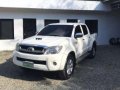 toyota hilux 4x4 2011 automatic for sale-0