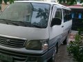 Toyota hiace grandia 2003 model local-5