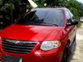 Chrysler town and country 2007 not innova-1