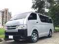 2017 Hiace Commuter 3.0 for sale-0