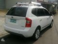 2011 Kia Carens CRDI White For Sale -4