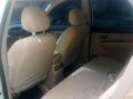 2011 Kia Carens CRDI White For Sale -7