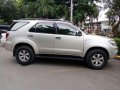 TOYOTA FORTUNER G gas automatic Fresh And Clean Gold shiny 06-3