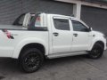 Toyota hilux 2013 diesel manual 4x2 for sale-4