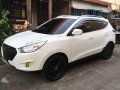 2010 Hyundai Tucson White For Sale -1