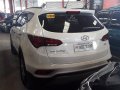 Hyundai Santa Fe 2016 GLS AT  for sale -4