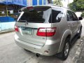 Toyota Fortuner V 3.0 4X4 top of the line-3