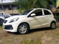 2015 Honda Brio V Navi Super Fresh for sale -1