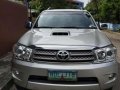 Toyota Fortuner V 3.0 4X4 top of the line-2