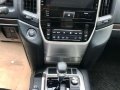 Toyota Land Cruiser Platinum DUBAI AT 2018 Brandnew-3