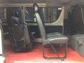 2013 Toyota Hi ace commuter. No scratches No dents. Private used.-6