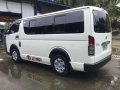 2013 Toyota Hi ace commuter. No scratches No dents. Private used.-5