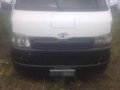 2006 Toyota Hiace commuter Manual D4d 2.5 diesel engine-1