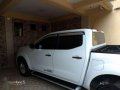 Nissan Navara 4x4 np300 calibre 2015 for sale-4