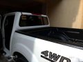 Nissan Navara 4x4 np300 calibre 2015 for sale-9