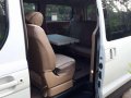 Hyundai Grand Starex Gold 2009 vgt top of the line-10
