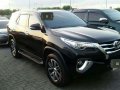2016 Toyota Fortuner v top of the line -1