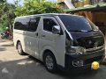 2006 Toyota Hiace 2.4 Commuter Manual White-4