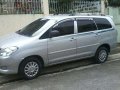 FOR SALE TOYOTA Innova 2010-0