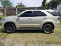 Toyota Fortuner 2015 V FOR SALE-3