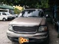 For sale only Ford Expedition XLT 4X2 V8 AT year 2002-0