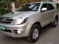 Toyota Fortuner V 4x4 diesel automatic 2005-1