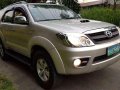 Toyota Fortuner V 4x4 diesel automatic 2005-0