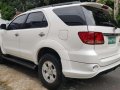 2005 Toyota Fortuner G diesel 4x2 Automatic-4