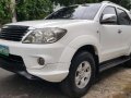 2005 Toyota Fortuner G diesel 4x2 Automatic-5