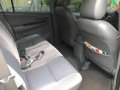 Toyota Innova E 2010 model manual transmission-3