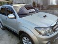 2005 Toyota Fortuner V 4x4 FOR SALE-5
