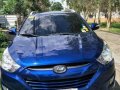 2014 Hyundai Tucson Theta II SUV Unique Blue Color-1