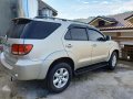 2005 Toyota Fortuner V 4x4 FOR SALE-3