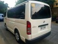 Toyota Hi Ace Commuter 2015 model -3