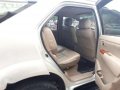 Toyota Fortuner V 2010 model 4x4 -2