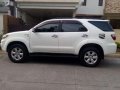 FOR SALE!!! • Toyota Fortuner G • 2.7 vvti Gas engine-4