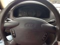 SELLING Kia Carnival 2002 model-8