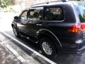 Mitsubishi Montero gls 2009 matic fresh for sale -2